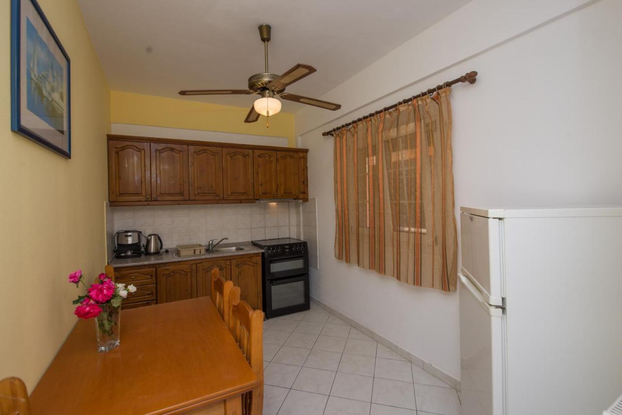 Kogeros Appartement Agios Georgios Pagon